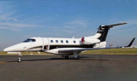 Embraer Phenom 300